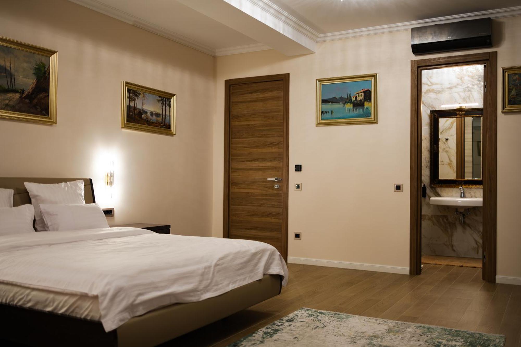 Therme Criss Balotesti Exteriör bild